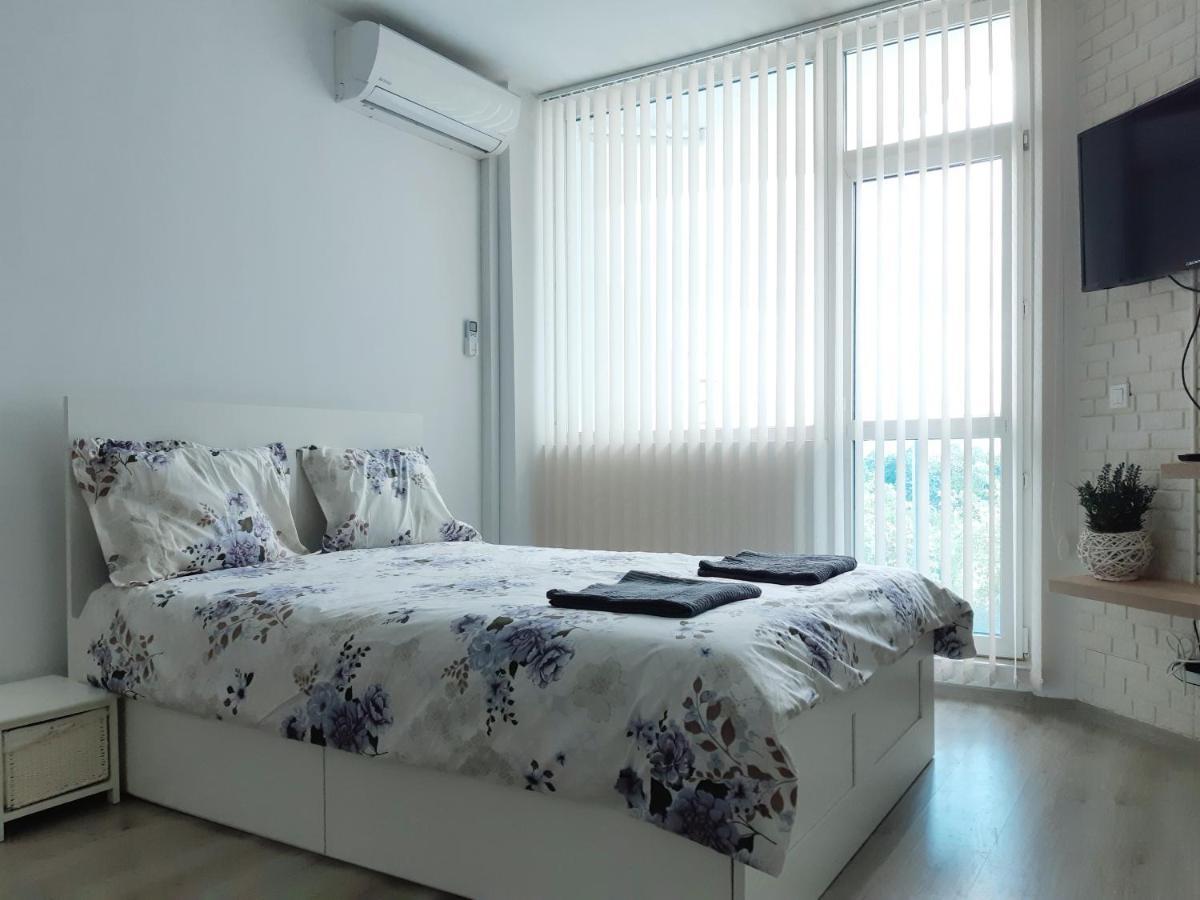 Dream Studio With Parkplace Daire Sofya Dış mekan fotoğraf